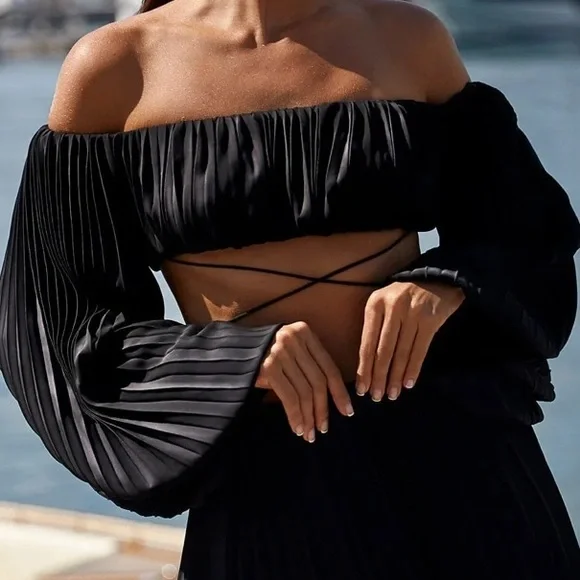 Alamour the Label Satin Pleated Bandeau Crop Top with Ties Size XS - Picture 5 of 8